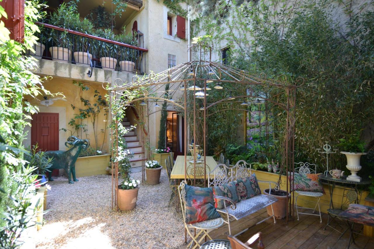 La Barbella Apartamento Lourmarin Exterior foto