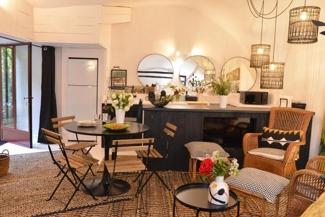 La Barbella Apartamento Lourmarin Exterior foto