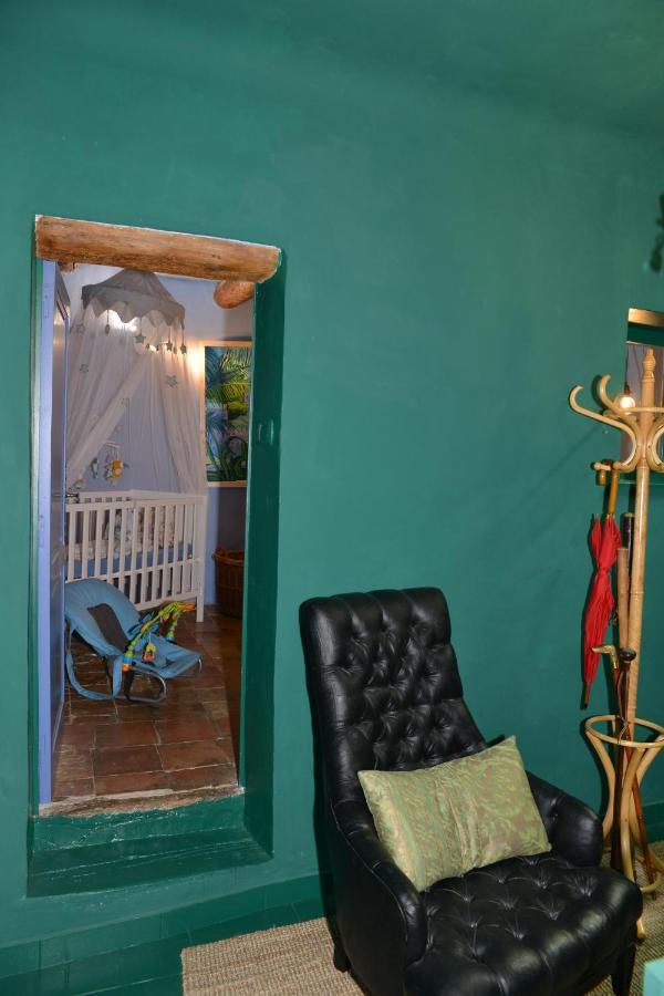 La Barbella Apartamento Lourmarin Exterior foto